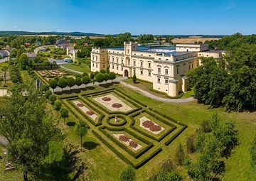 DEN RODIN VE SLEZSKÝCH RUDOLTICÍCH, zámek 3